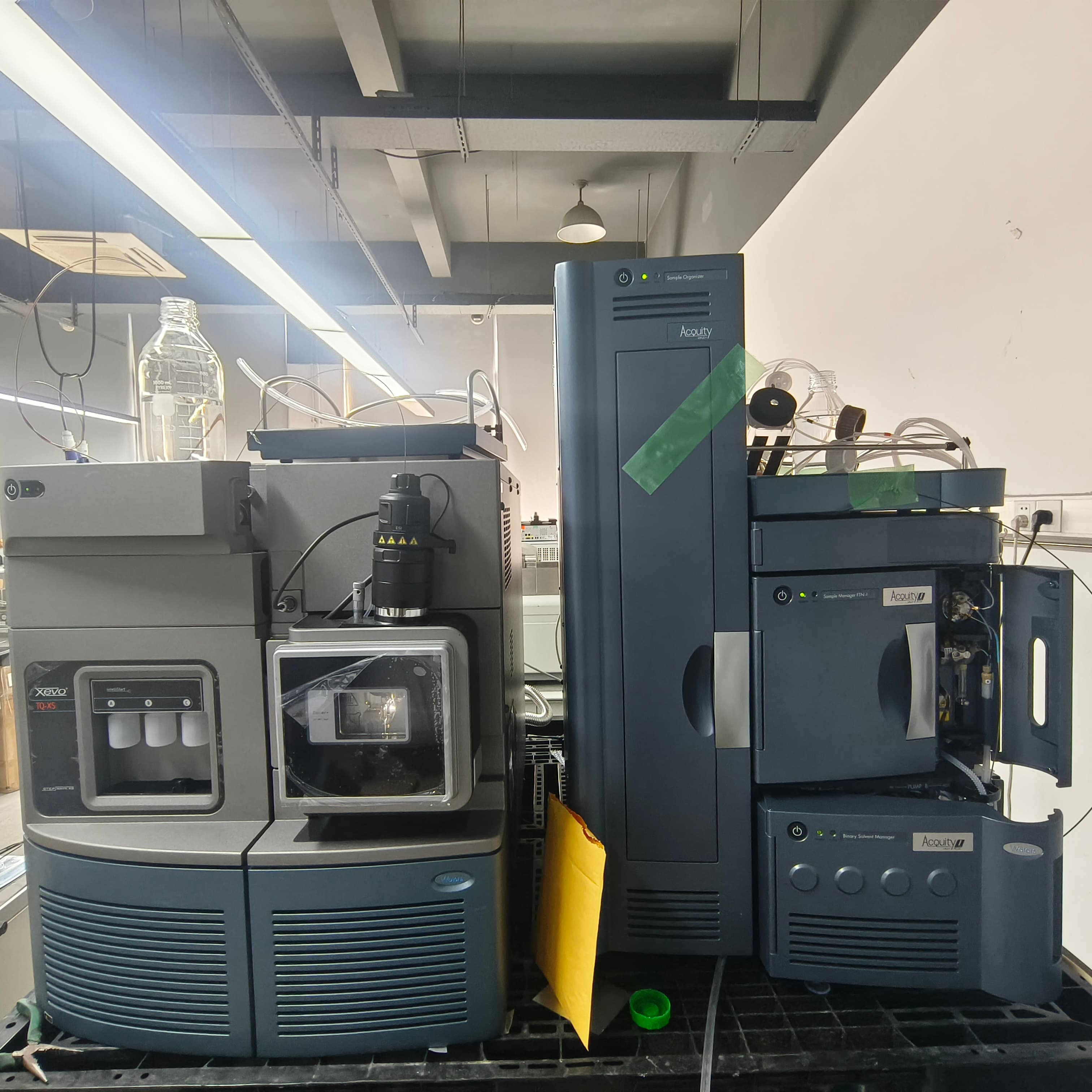 Usted Waters Xevo TQ-XS Triple Quadrupole Mass Spectrometer