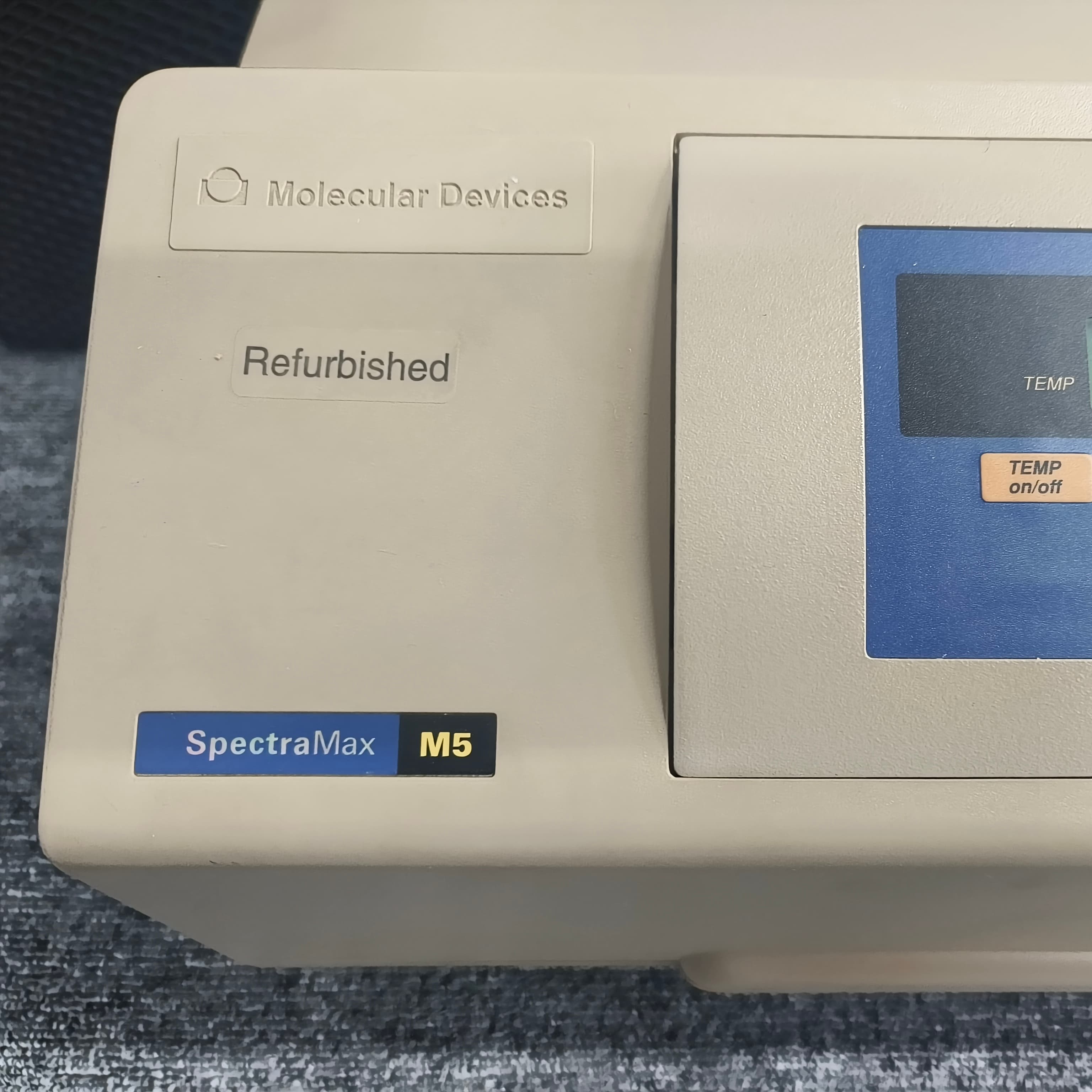 Molecular Devices SpectraMax M5 Multi-Mode Microplate Reader