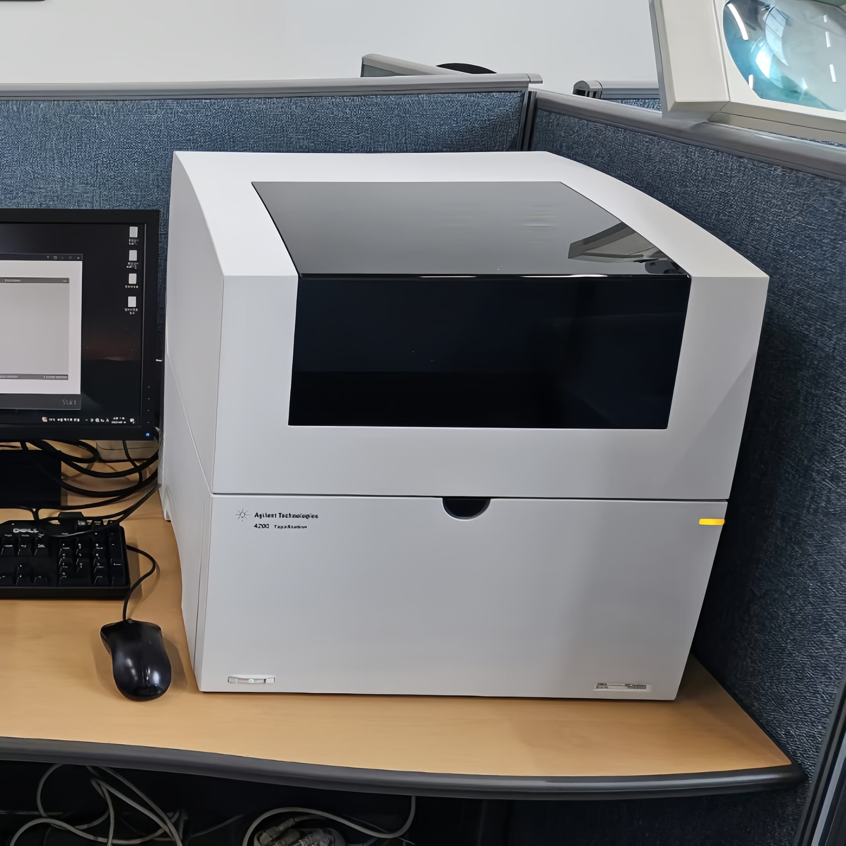 Agilent 4200 TapeStation Automated Electrophoresis System