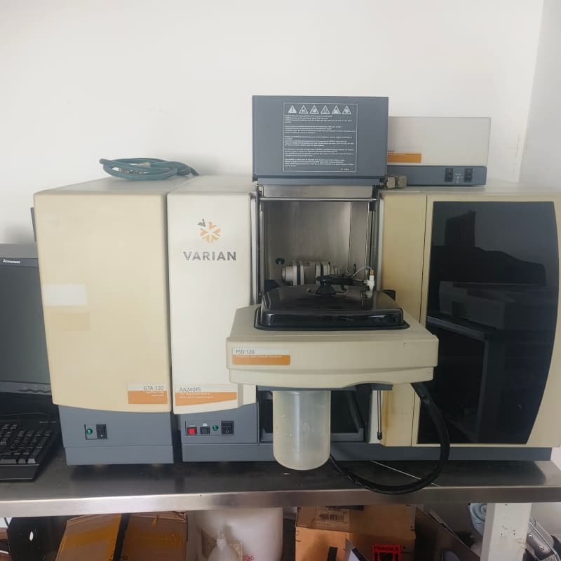 Agilent Varian 240 AAS Atomic Absorption Spectrophotometer