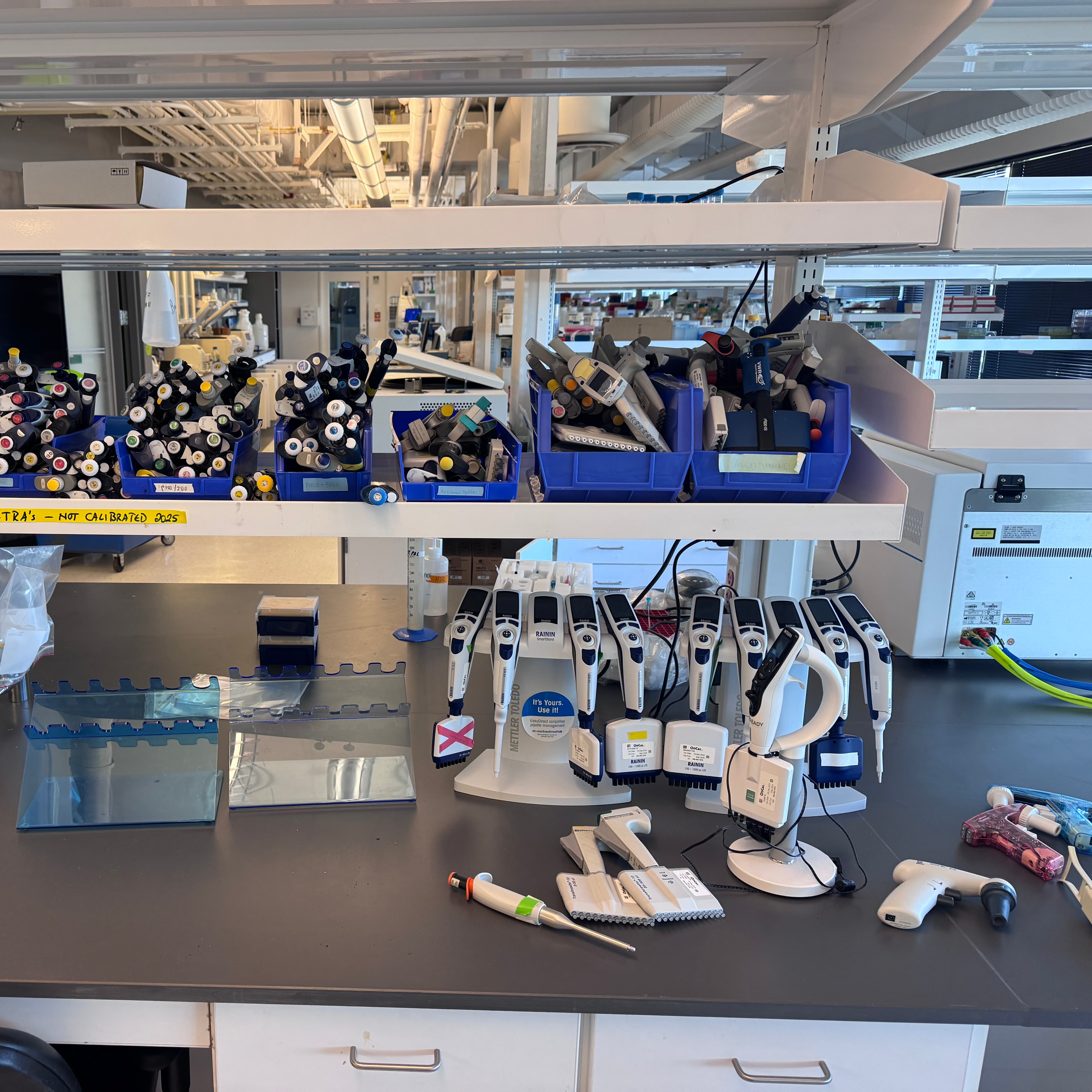 Large lot of Pipettes (to be counted)